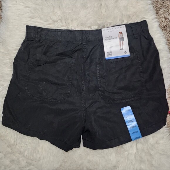 Social standard by sanctuary Fortune technical short Women's NWT - Picture 2 of 5
